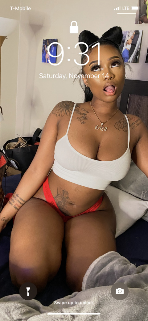 ओनलीफैंस हेडर चित्र glokashy