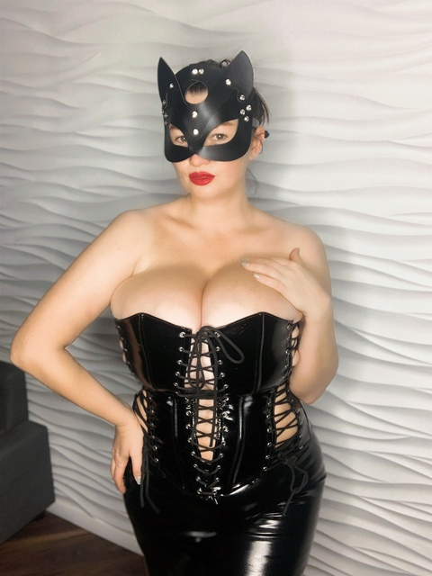 OnlyFans başlık resmi gri6a