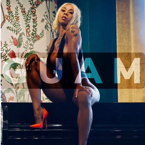 OnlyFansのヘッダー画像 guamfit