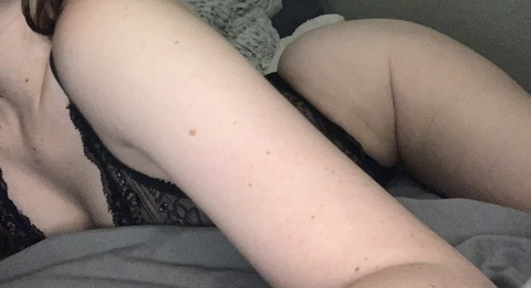 Снимка на заглавието на OnlyFans hazeyye