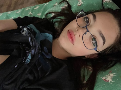 Gambar header OnlyFans hinatoy