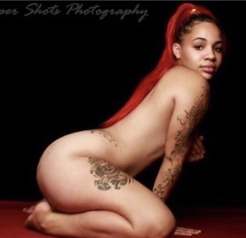 ओनलीफैंस हेडर चित्र honey216