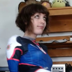 ओनलीफ़ैंस प्रोफ़ाइल चित्र hootihoo