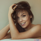 ओनलीफ़ैंस प्रोफ़ाइल चित्र immeganlivefree