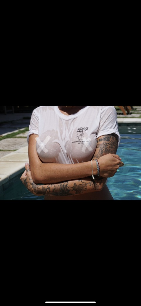 OnlyFans header picture indie.gold