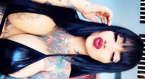 Imagen del encabezado de OnlyFans de itochianata