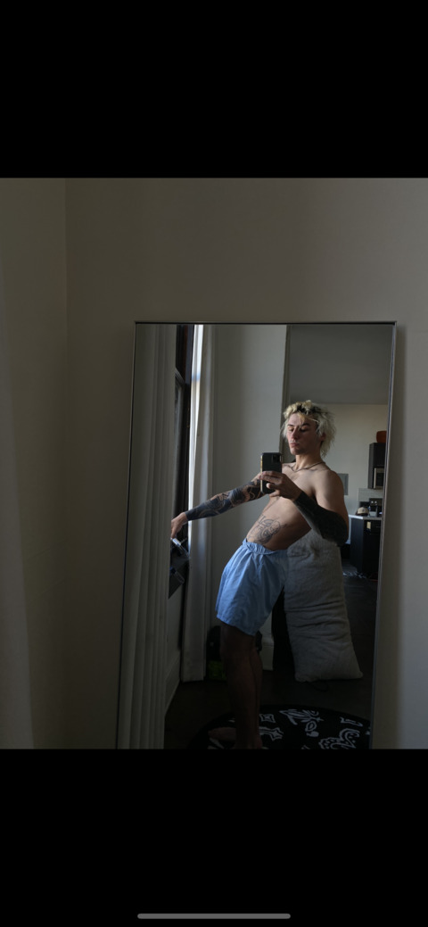 OnlyFansのヘッダー画像 jamessblakee