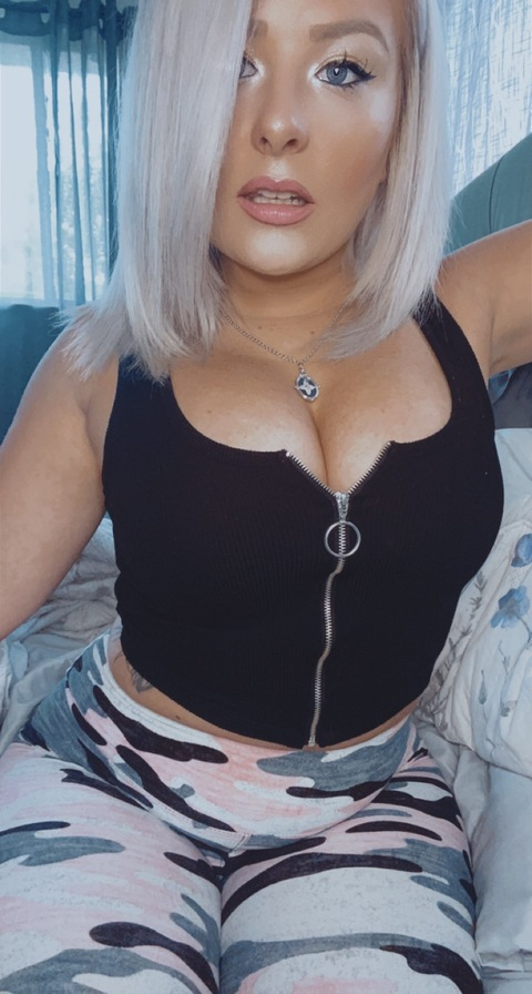 Imagem do cabeçalho do OnlyFans jamidoll01