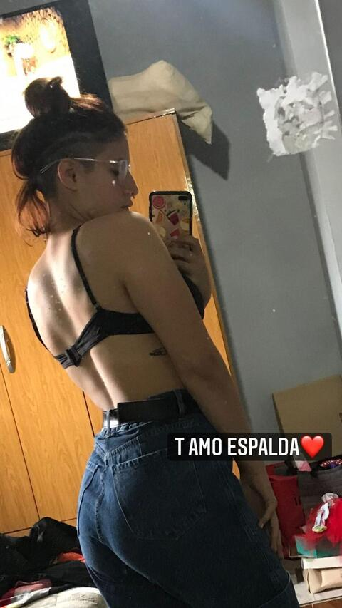 ओनलीफैंस हेडर चित्र jiobz420k2