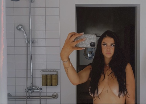 Снимка на заглавието на OnlyFans jujuwish