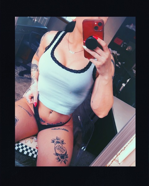 Image d'en-tête OnlyFans juliaallthetime