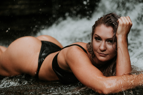 OnlyFans başlık resmi julieannafleming