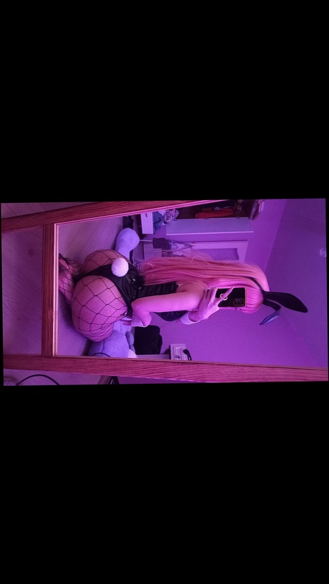 Image d'en-tête OnlyFans kardelexuwu