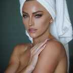 ओनलीफ़ैंस प्रोफ़ाइल चित्र kari_nautique