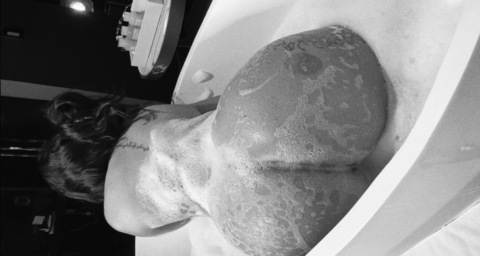 ओनलीफैंस हेडर चित्र kinkykior