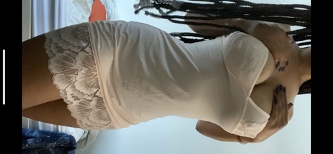 OnlyFansのヘッダー画像 kiskathekitty