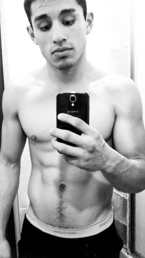 Imagem do cabeçalho do OnlyFans latinos_ricos