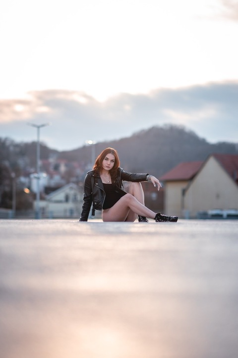 ओनलीफैंस हेडर चित्र lauraprivat