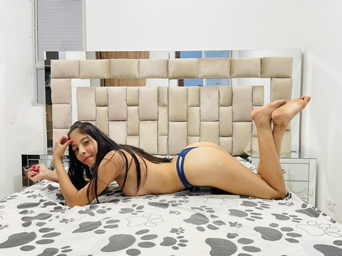 Imagen del encabezado de OnlyFans de laustefaniia033