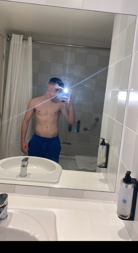 Gambar header OnlyFans legg_xxx