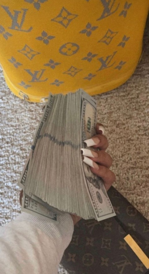 Изображение шапки OnlyFans leosfinest