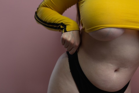 OnlyFansのヘッダー画像 loisplz