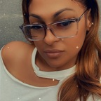 ओनलीफ़ैंस प्रोफ़ाइल चित्र lolabooty111122