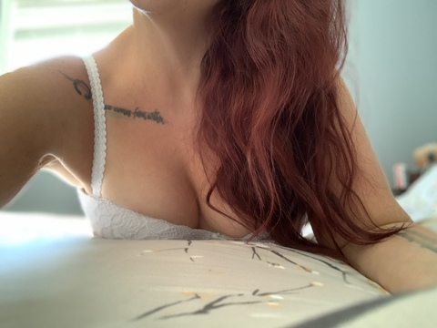 AlleenFans hoofdafbeelding lonelywife13