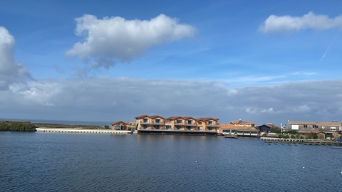 Image d'en-tête OnlyFans lornaps