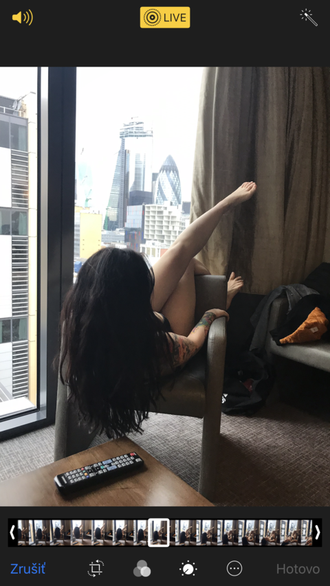 OnlyFansのヘッダー画像 luckalouise