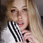 Imagen de perfil de OnlyFans de lucyl3in