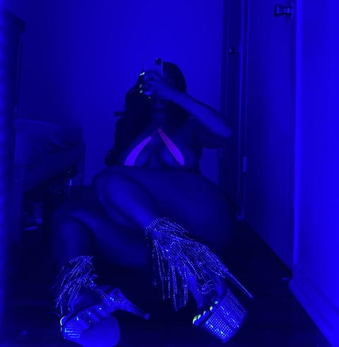 Image d'en-tête OnlyFans lusty_lust