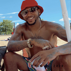 ओनलीफ़ैंस प्रोफ़ाइल चित्र macanaman1