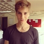 OnlyFans 프로필 사진 manson