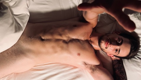 Изображение шапки OnlyFans maxpriceofficial