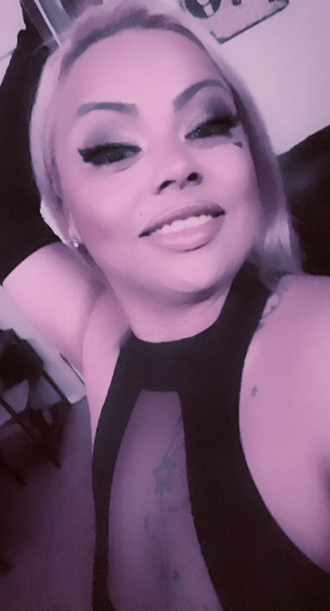 OnlyFans header picture meaganashhh