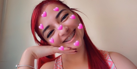 ओनलीफैंस हेडर चित्र melialfaro