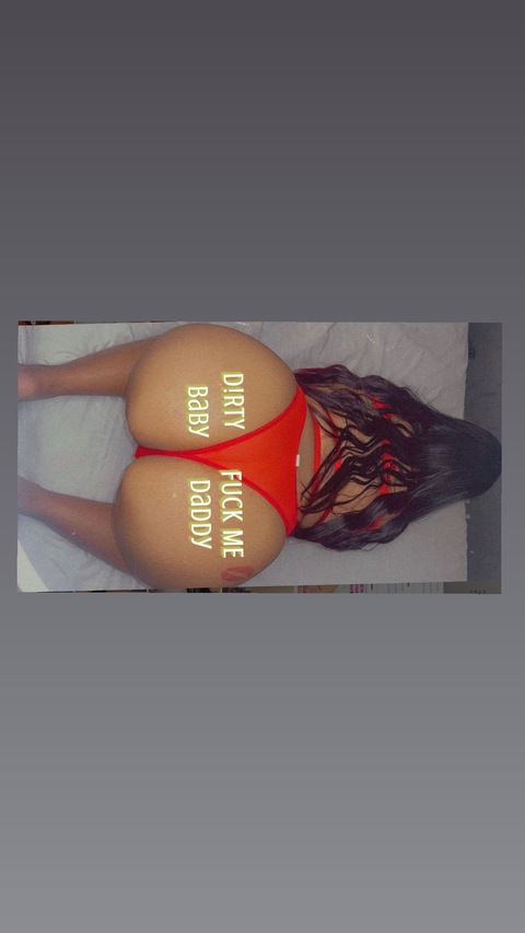 Imagen del encabezado de OnlyFans de melyyam05