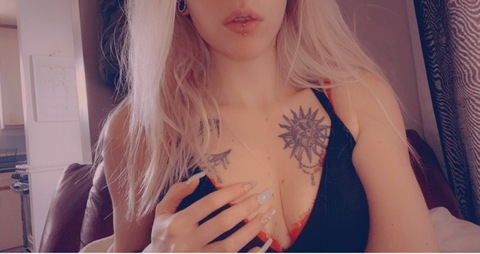 OnlyFans header picture mercedes03