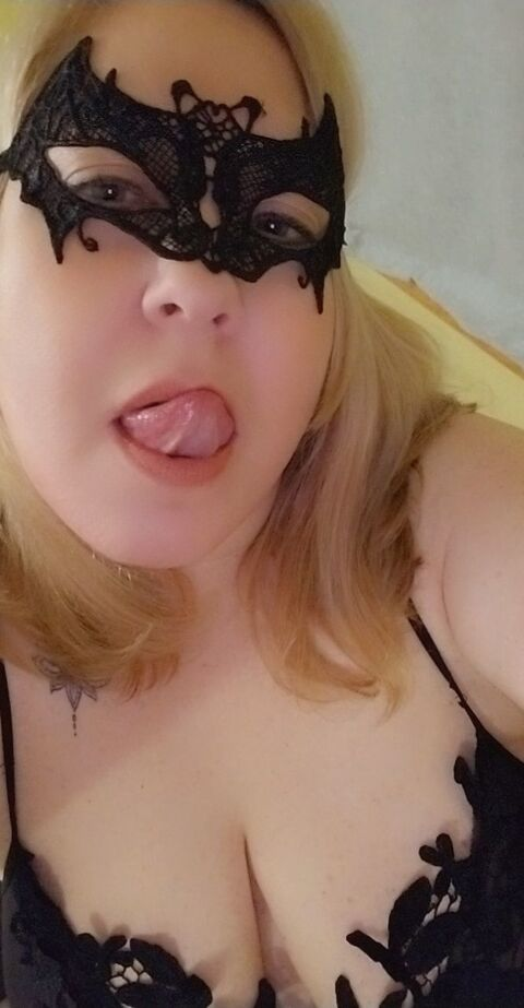 Imagen del encabezado de OnlyFans de midwestmilfies