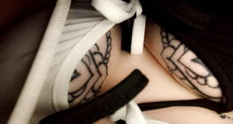 Imagen del encabezado de OnlyFans de mimomoo