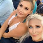 Foto do perfil do OnlyFans de momanddaughter