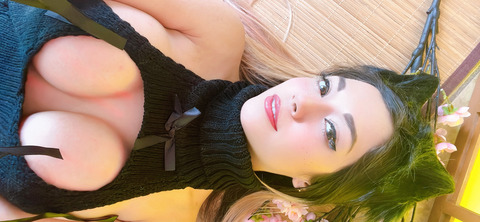 Immagine di intestazione OnlyFans momokim