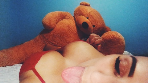 Image d'en-tête OnlyFans moneemaree