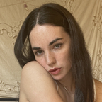 ओनलीफ़ैंस प्रोफ़ाइल चित्र moonbaby96_