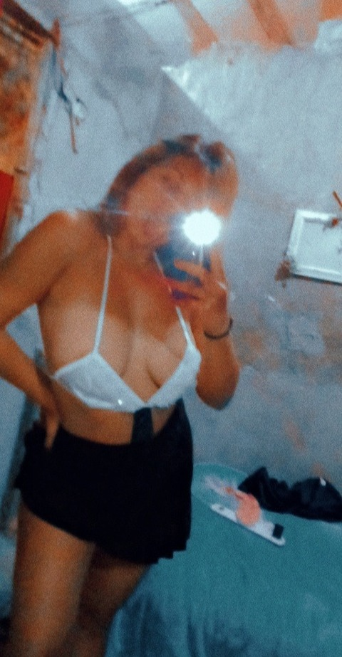 Immagine di intestazione OnlyFans morenapapiii