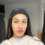 Imagen de perfil de OnlyFans de mummy_mimi