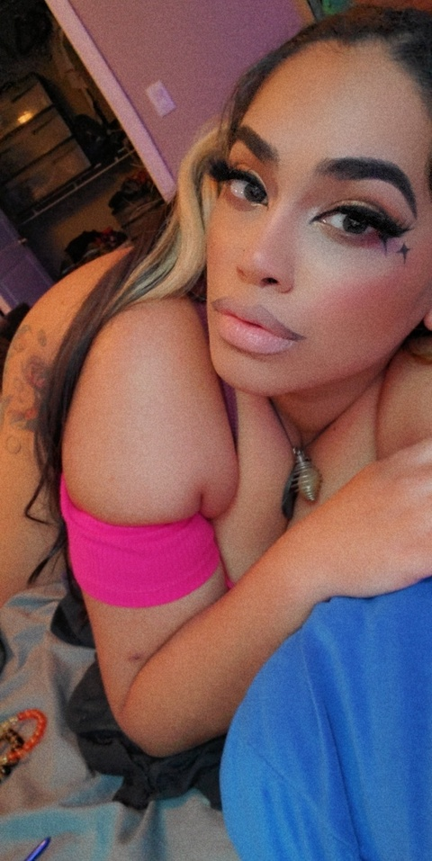 OnlyFans Titelbild mysticalii