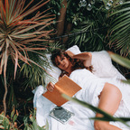 SadeceFans profil resmi namaste.me