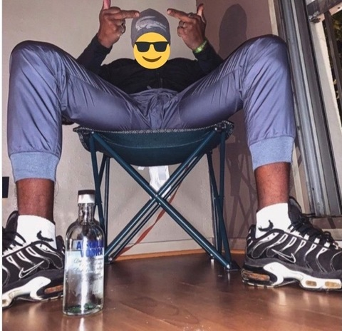 ओनलीफैंस हेडर चित्र negrodfonceurxl